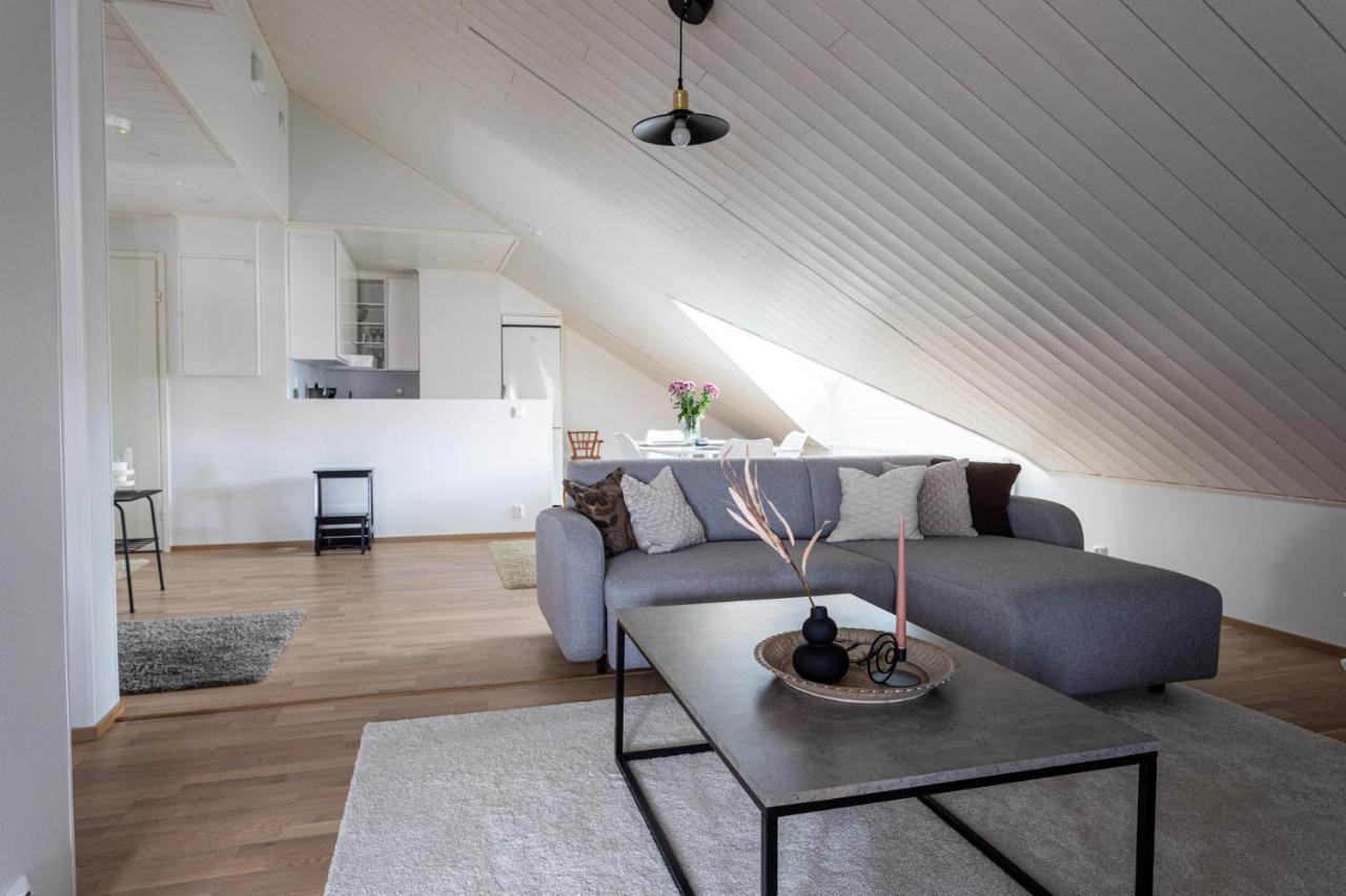 Appartement Tyylikaes Kattohuoneisto Loistavalla Sijainnilla *
